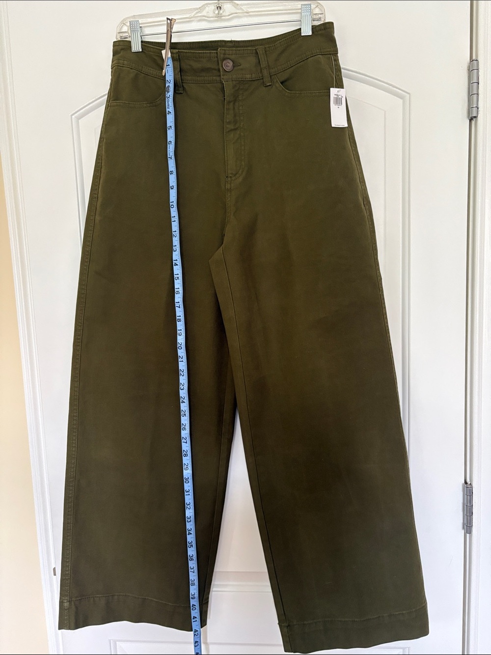 Old Navy Olive Wide-Leg Chinos